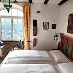 Otel Burg Liebenstein Kamp-Bornhofen