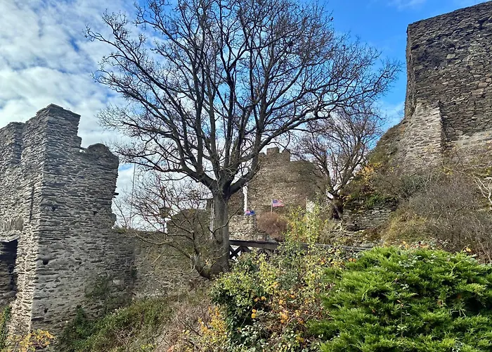 Burg Liebenstein Hotel *