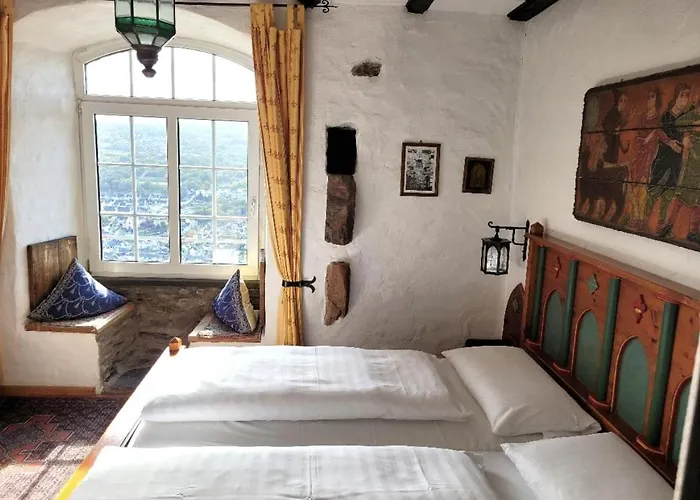 Burg Liebenstein Hotel *